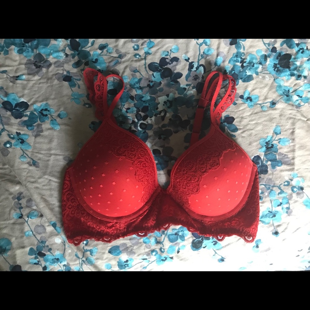 Red lacy Bra